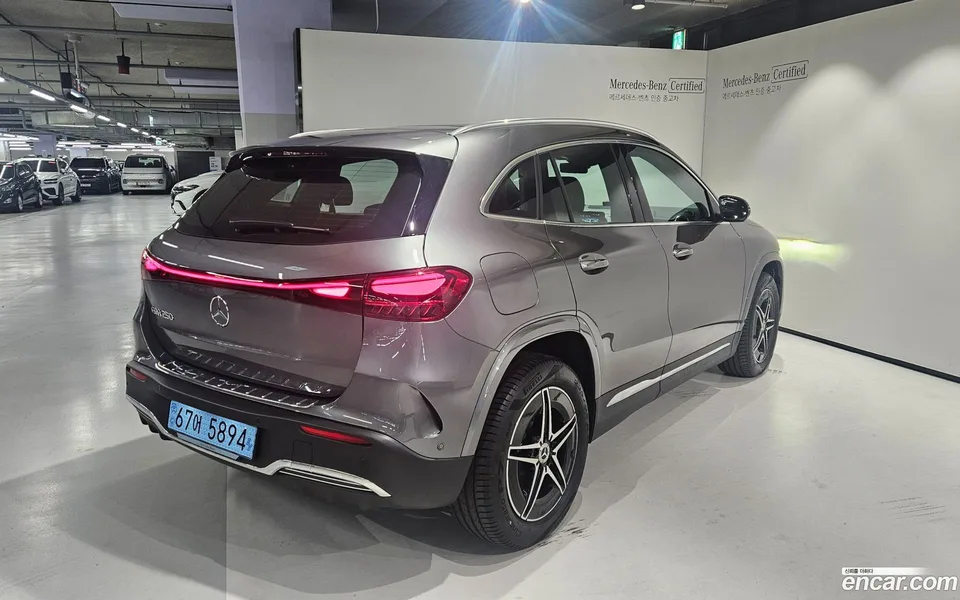 Mercedes-Benz EQA EQA250 AMG 2025 — thumbnail 4