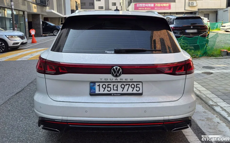 Volkswagen Touareg 3.0 TDI R-Line 2024 — thumbnail 4