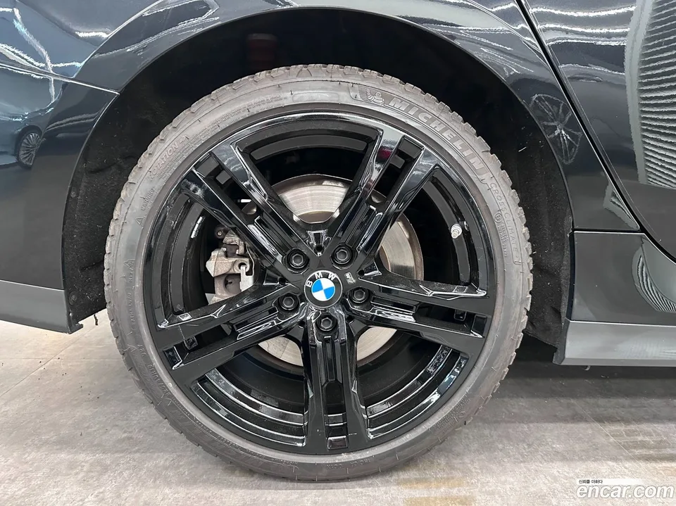 BMW 2 Series Gran Coupe 220i M 2024 — thumbnail 5
