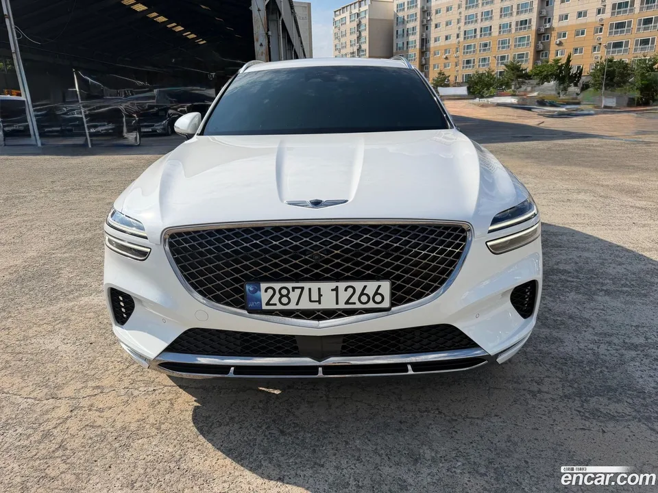 Genesis GV70 2.5T AWD 2023 — thumbnail 3