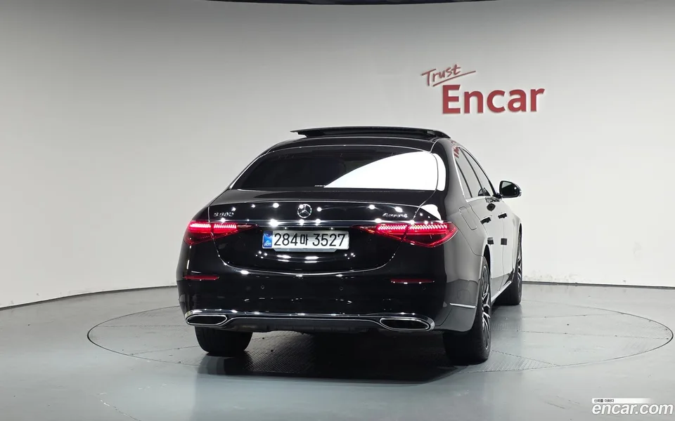 Mercedes-Benz S-Class S580L 4MATIC 2022 — thumbnail 4