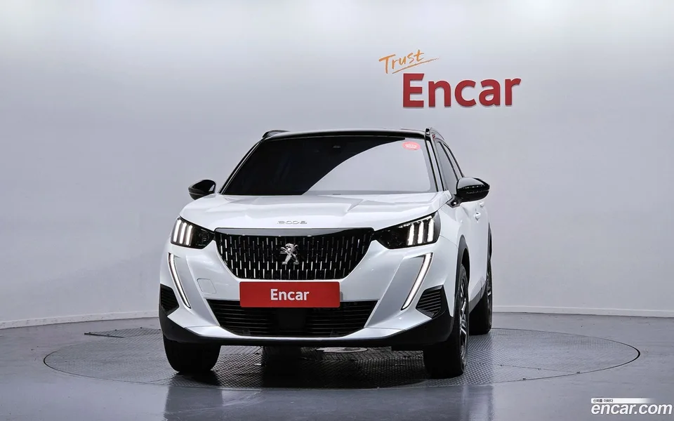 Peugeot 2008 1.5 BlueHDi GT 2023 — thumbnail 3