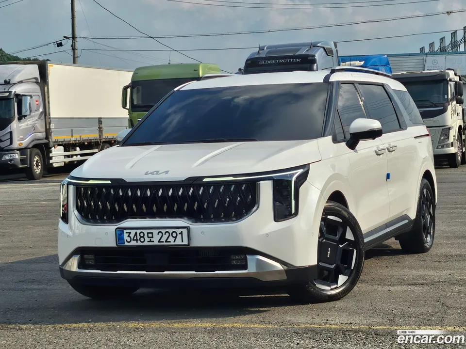 Kia Carnival 9 2024 — photo 1, buy with delivery to Moscow