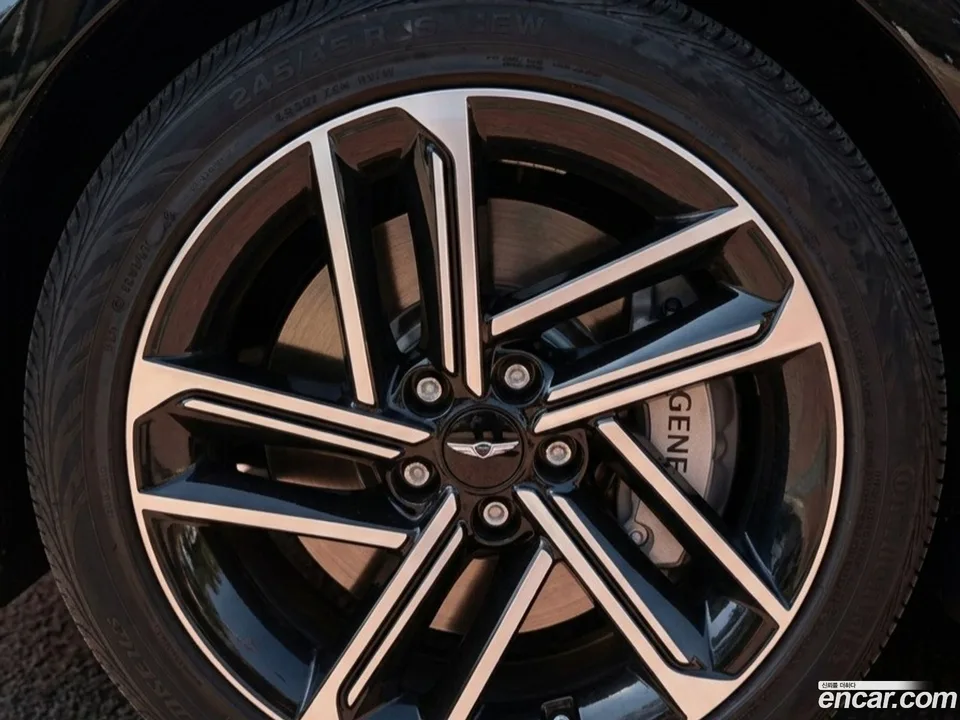 Genesis G80 2.5 AWD 2025 — thumbnail 5
