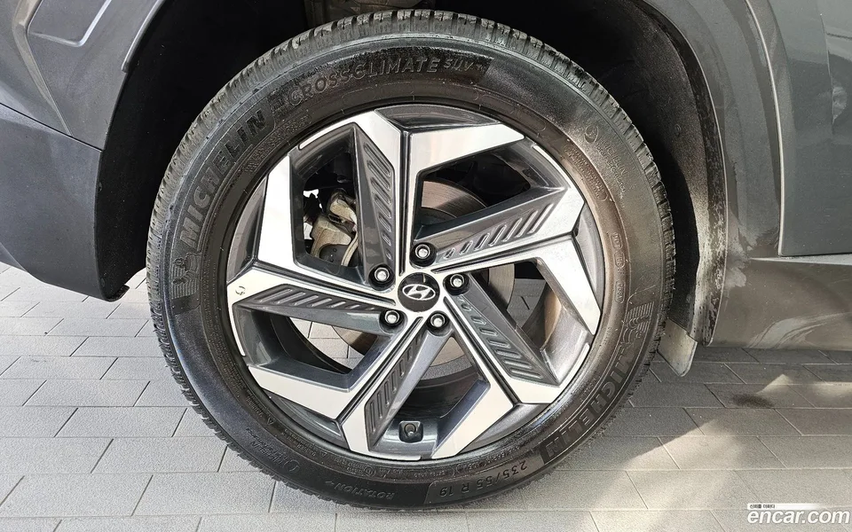 Hyundai Tucson 1.6 4WD 2022 — thumbnail 2
