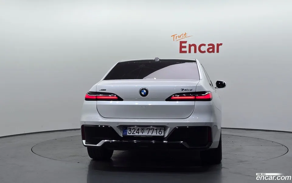 BMW 7 Series 740d xDrive M 2025 — thumbnail 4
