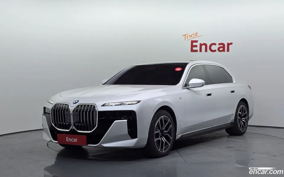 BMW 7 Series 740d xDrive M 2025 — photo 1, buy with delivery to Moscow