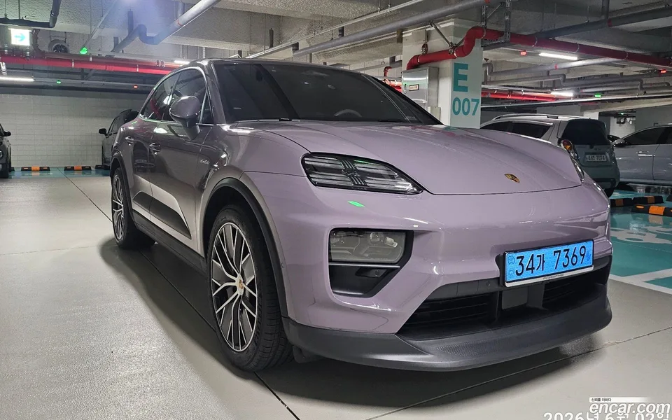 Porsche Macan Electric 4 2025 — photo 1, buy with delivery to Moscow