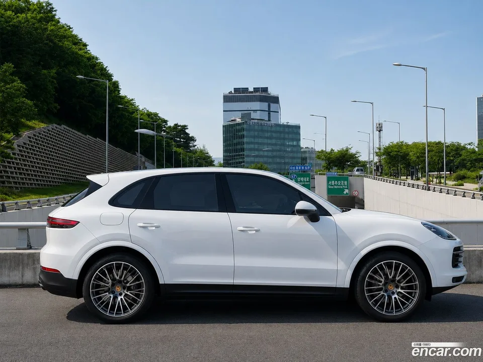 Porsche Cayenne 3.0 2022 — thumbnail 5