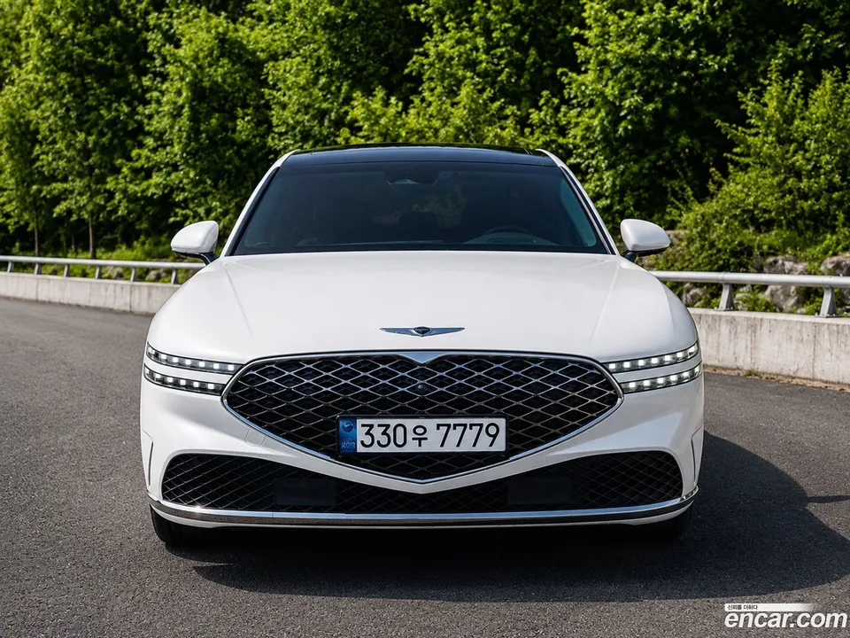 Genesis G90 3.5 e-S/C AWD 2023 — thumbnail 3