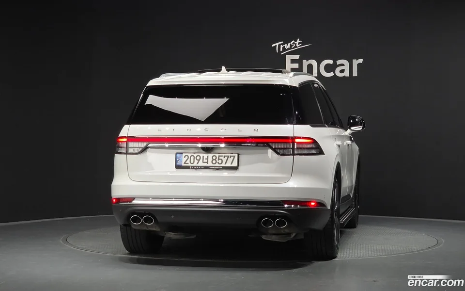 Lincoln Aviator 3.0 AWD 2022 — thumbnail 4