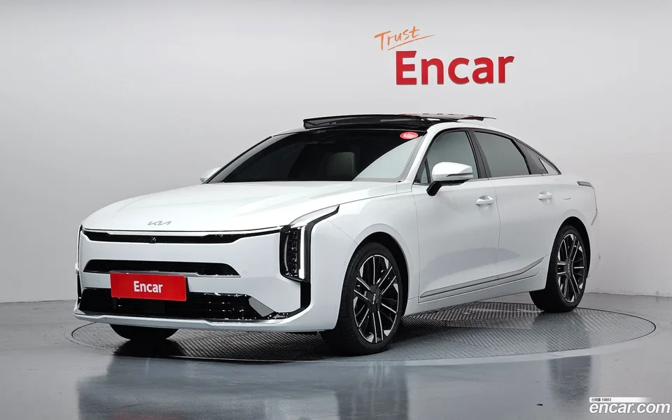 Kia K8 Hybrid 2025