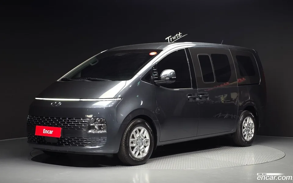 Hyundai Staria 2022