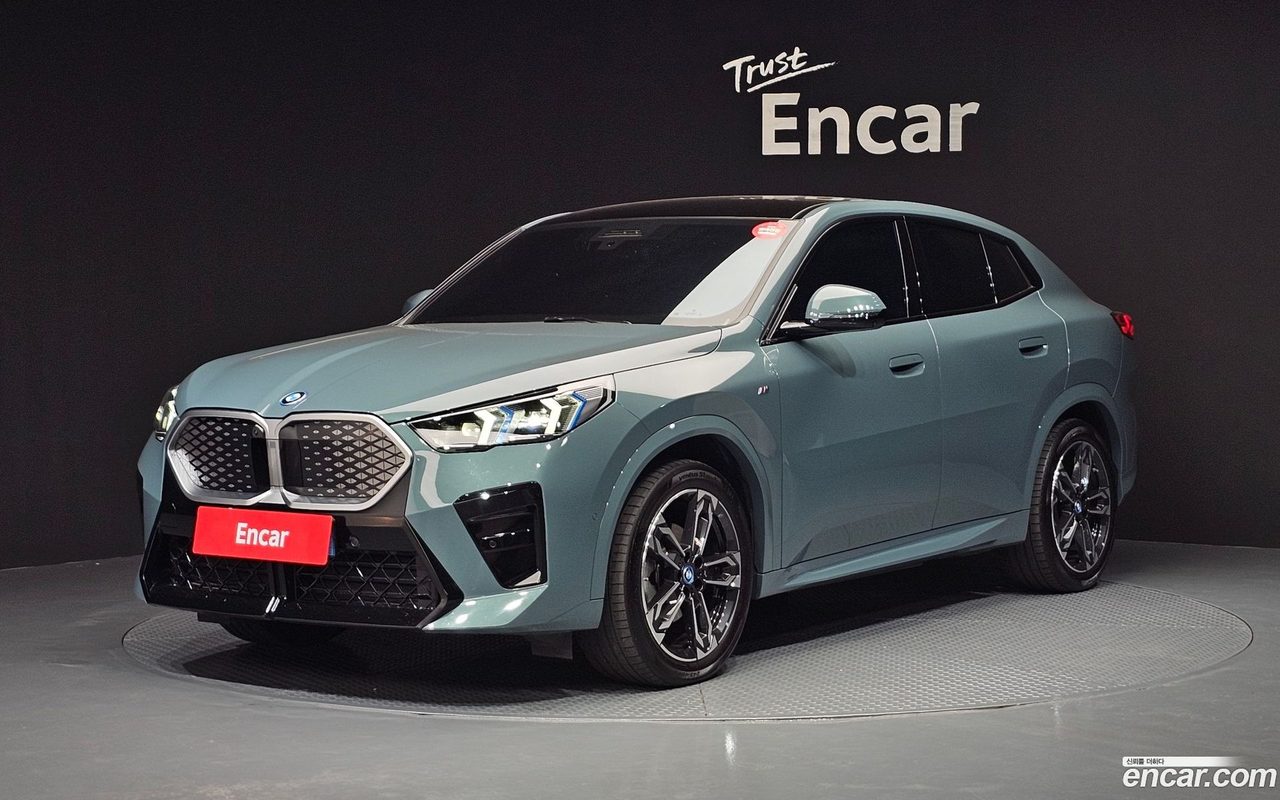 BMW iX2 2024