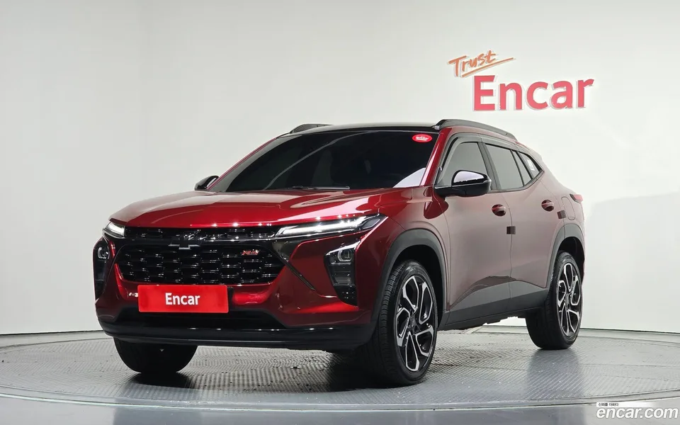 Chevrolet Trax Crossover 1.2 RS 2023 — photo 1, buy with delivery to Moscow