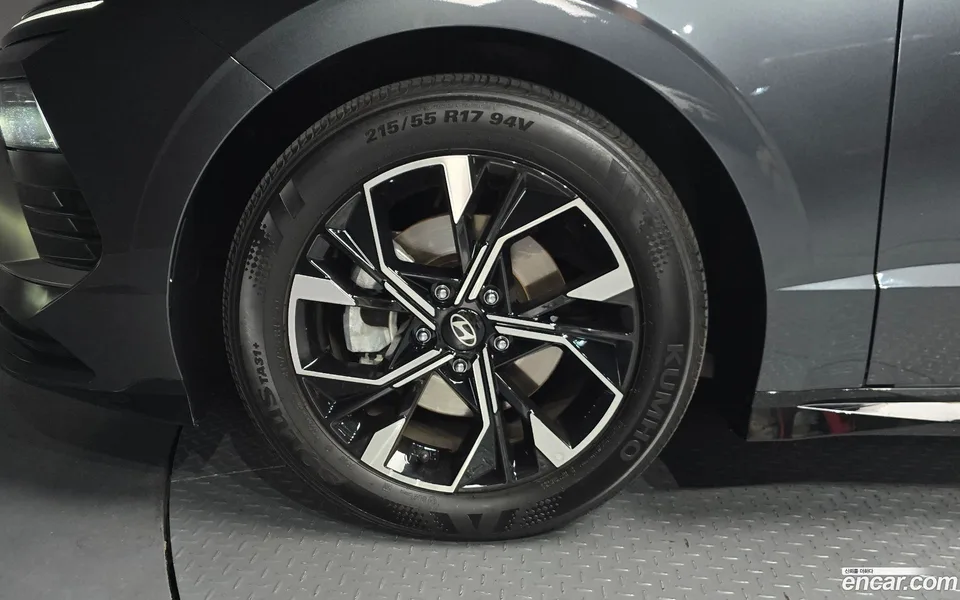 Hyundai Sonata The Edge Hybrid 2023 — thumbnail 2
