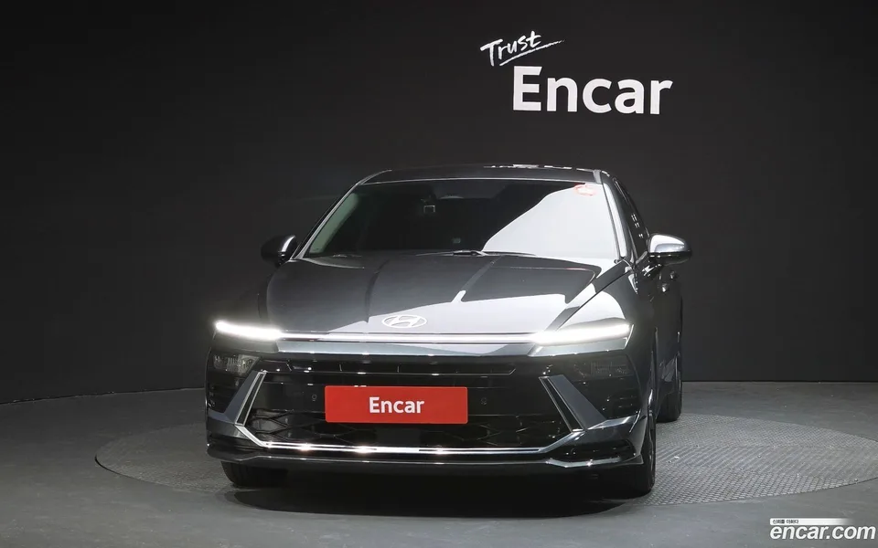 Hyundai Sonata The Edge Hybrid 2023 — thumbnail 3