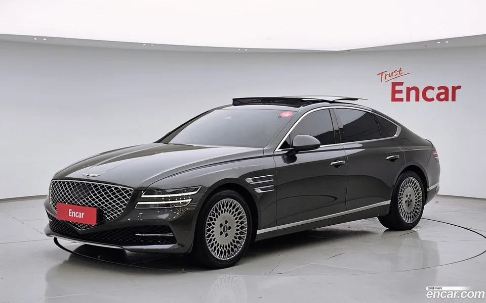 Genesis G80 2.5 AWD 2023 — photo 1, buy with delivery to Moscow