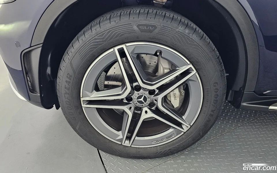 Mercedes-Benz GLC-Class GLC300e 4MATIC 2022 — thumbnail 5