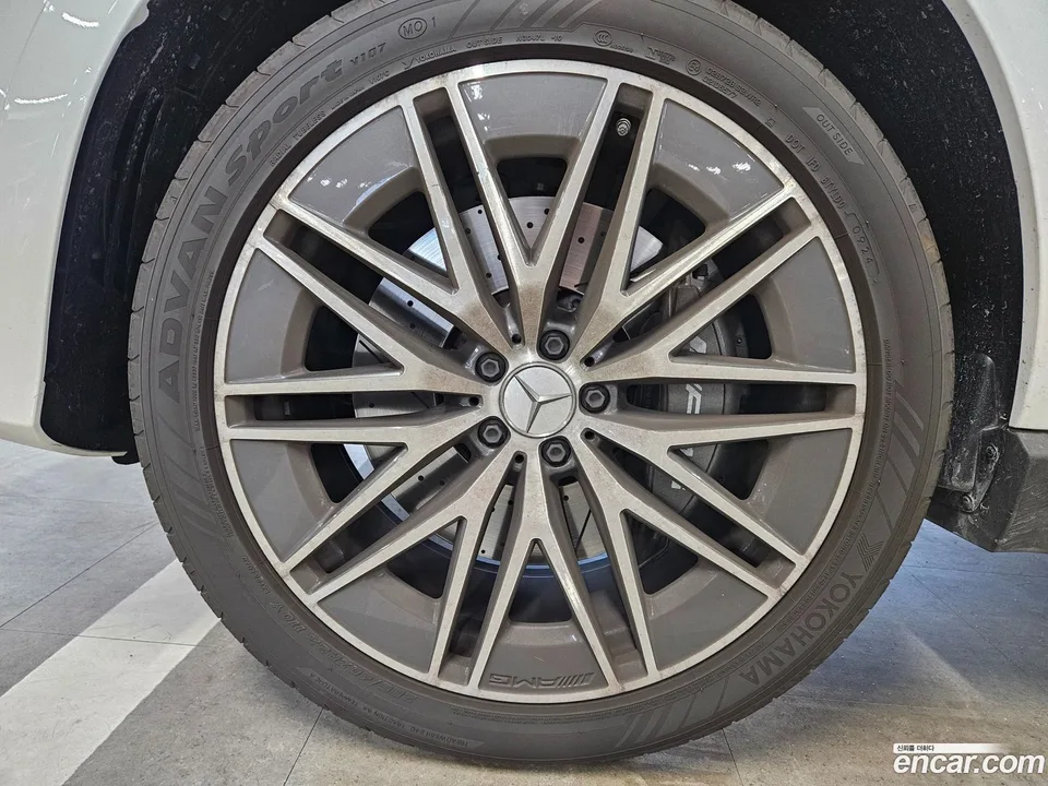 Mercedes-Benz GLE-Class AMG GLE53 4MATIC+ 2025 — thumbnail 4