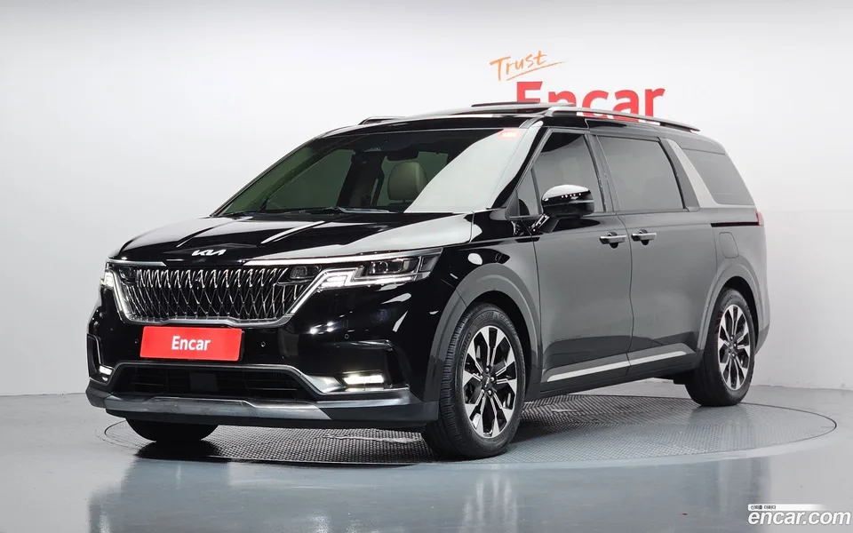 Kia Carnival 9 2022 — photo 1, buy with delivery to Moscow