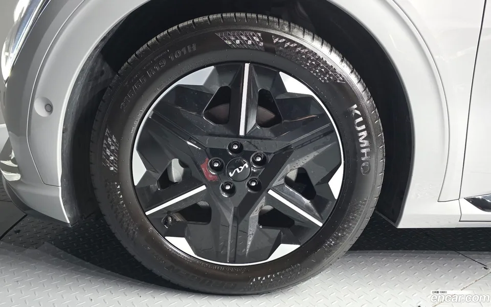 Kia EV6 4WD 2024 — thumbnail 5