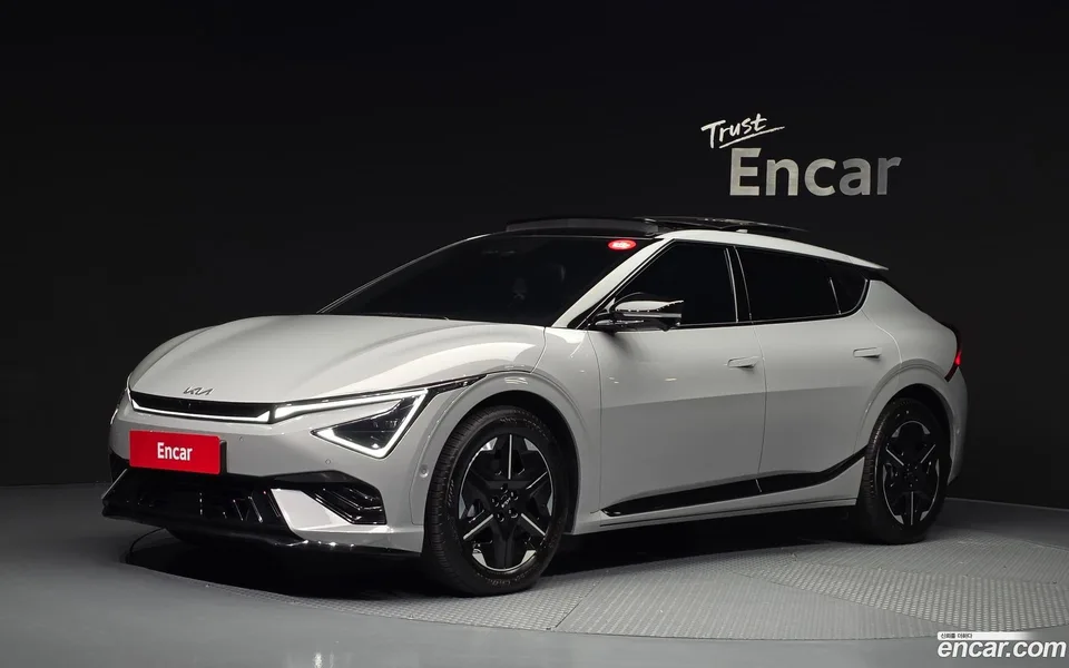 Kia EV6 4WD 2024 — photo 1, buy with delivery to Moscow