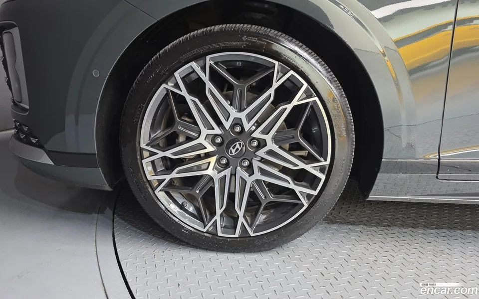 Hyundai Grandeur 2.5 2WD 2023 — thumbnail 5