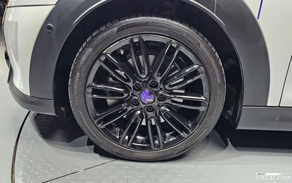 MINI Cooper S 2024 — миниатюра 2