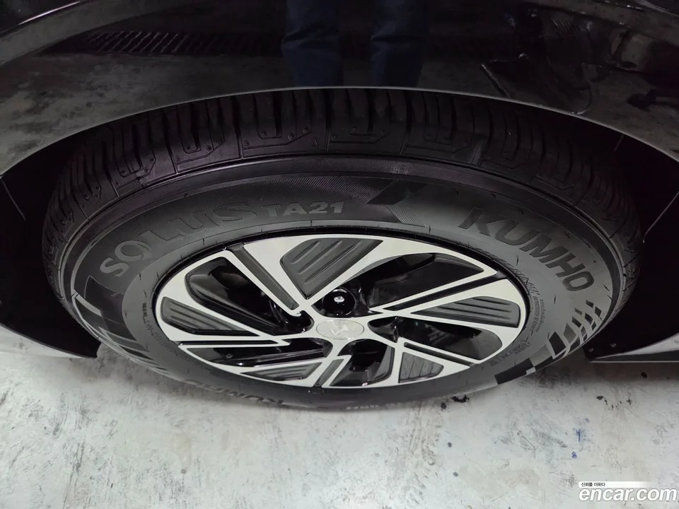 Hyundai Sonata Hybrid 2023 — thumbnail 5