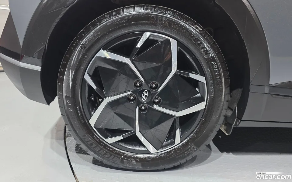 Hyundai Ioniq 5 2023 — thumbnail 2