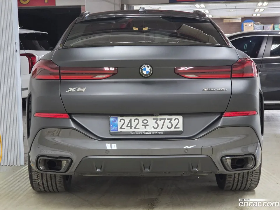 BMW X6 xDrive40i M 2025 — thumbnail 4
