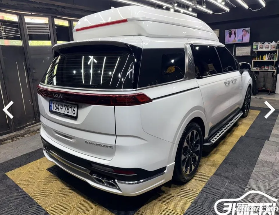 Kia Carnival 9 () 2022 — thumbnail 3