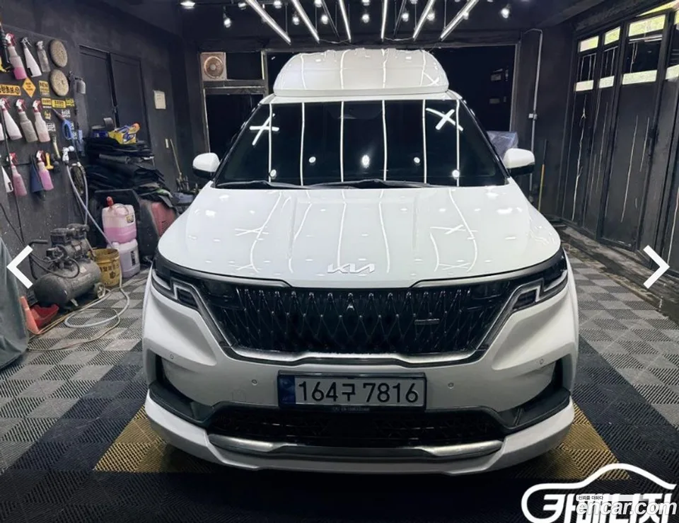 Kia Carnival 9 () 2022 — photo 1, buy with delivery to Moscow