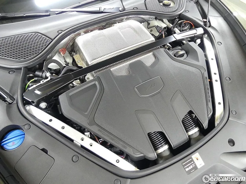 Porsche Panamera (976) 4.0 GTS 2025 — thumbnail 2