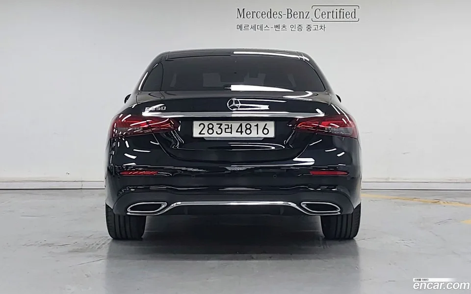 Mercedes-Benz E-Class E250 AMG Line 2023 — thumbnail 4