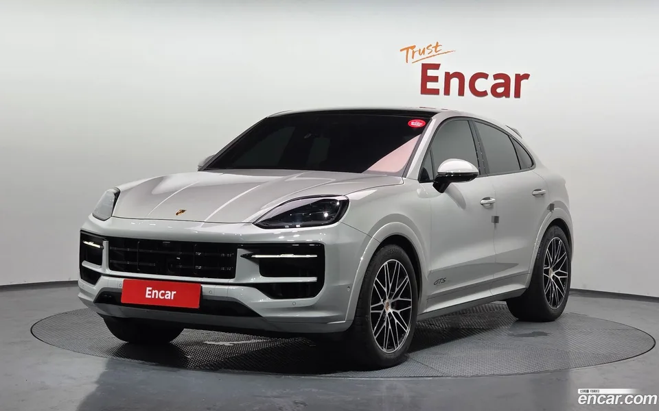 Porsche Cayenne 4.0 GTS 2025 — photo 1, buy with delivery to Moscow