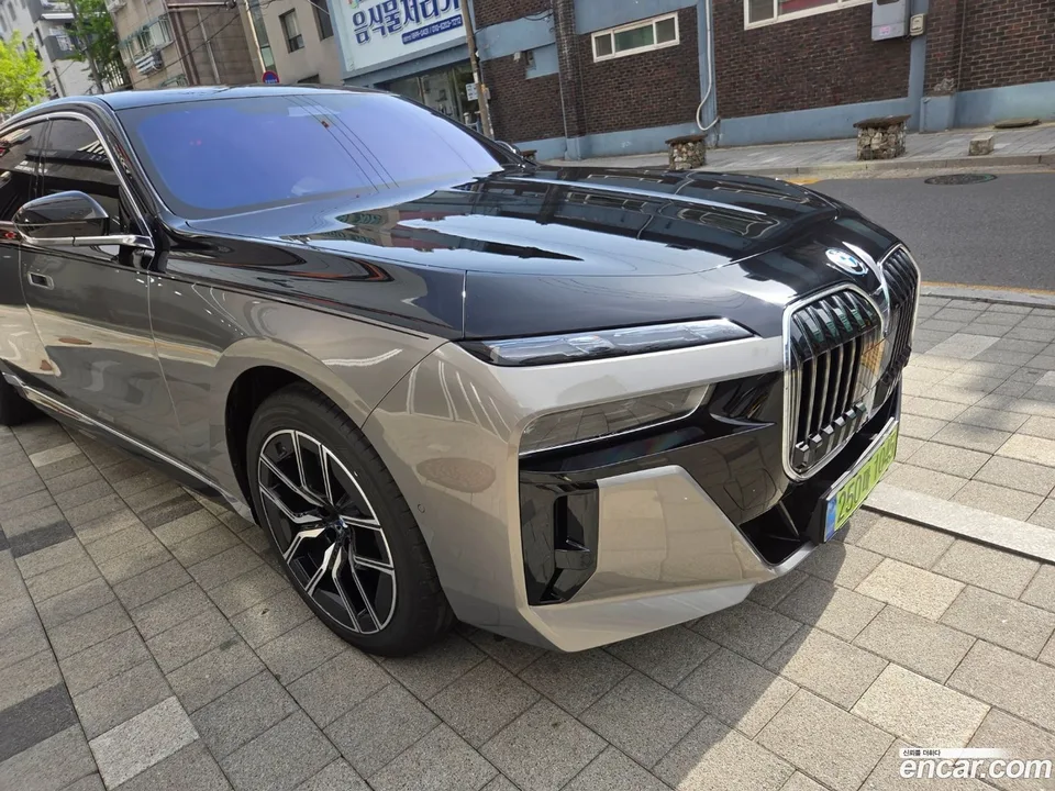 BMW i7 eDrive 50 M 2026 — photo 1, buy with delivery to Moscow