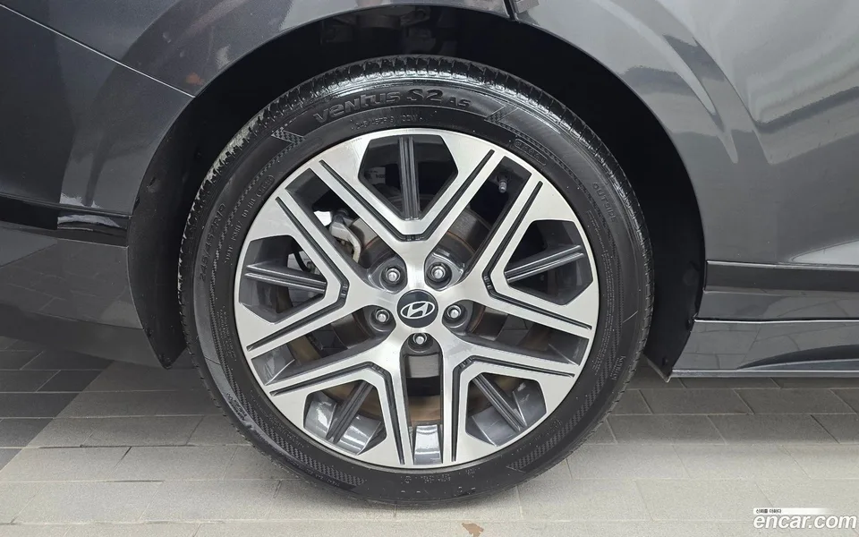 Hyundai Grandeur Hybrid 2023 — thumbnail 5