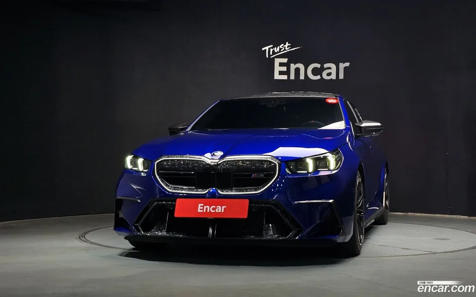 BMW M5 M5 2025 — thumbnail 3