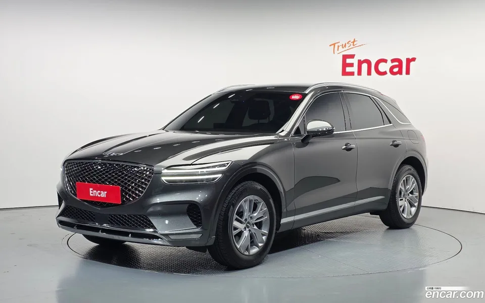 Genesis GV70 2.5T 2WD 2023 — photo 1, buy with delivery to Moscow
