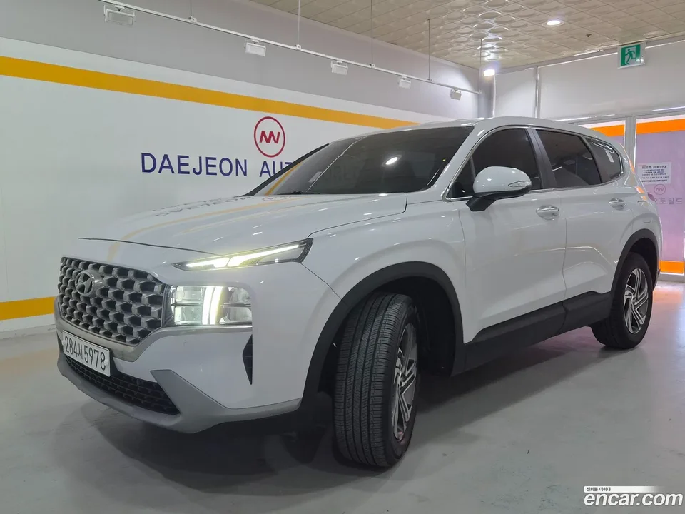 Hyundai SantaFe 2.5T 2WD 2022 — фото 1, купить с доставкой в Москву