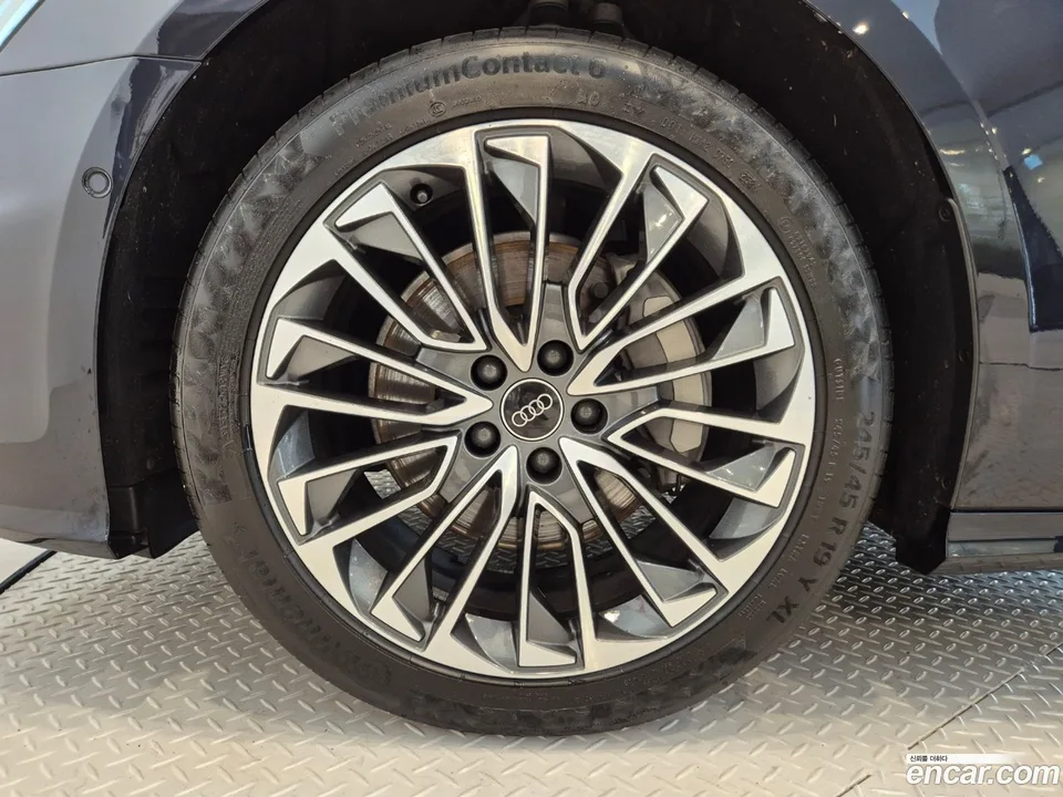 Audi A6 45 TFSI 2024 — миниатюра 5