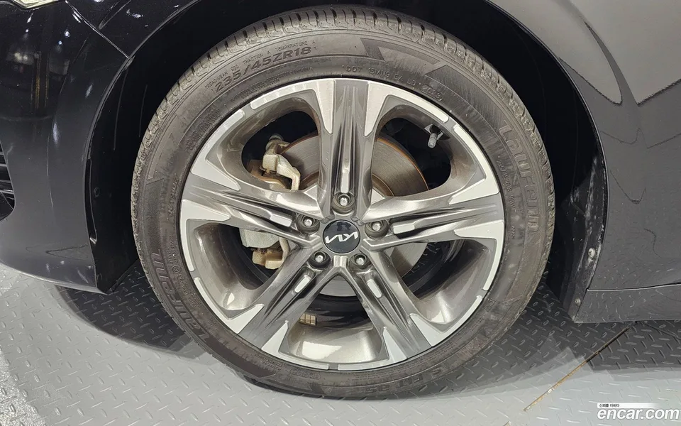 Kia K5 2.0 2022 — thumbnail 5