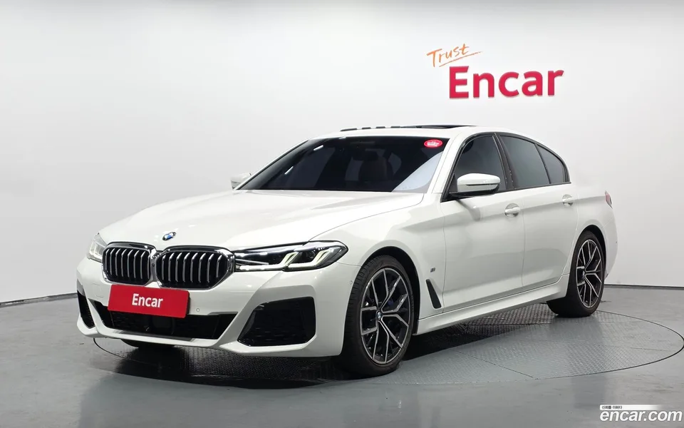 BMW 5 Series 530i M 2023 — photo 1, buy with delivery to Moscow