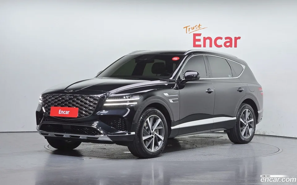 Genesis GV80 2.5T AWD 2025 — photo 1, buy with delivery to Moscow