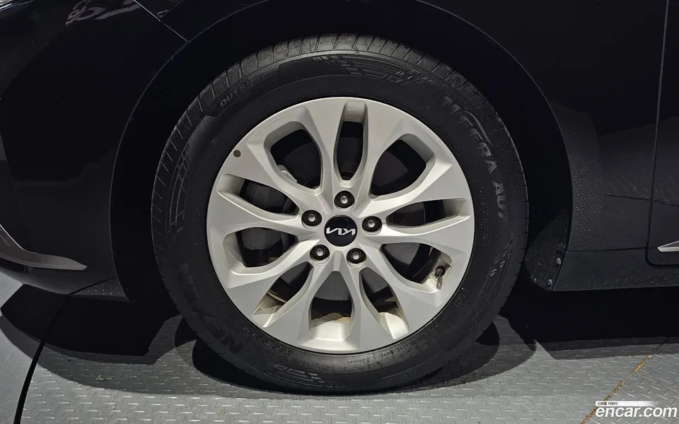 Kia K8 2.5 2WD 2022 — thumbnail 2