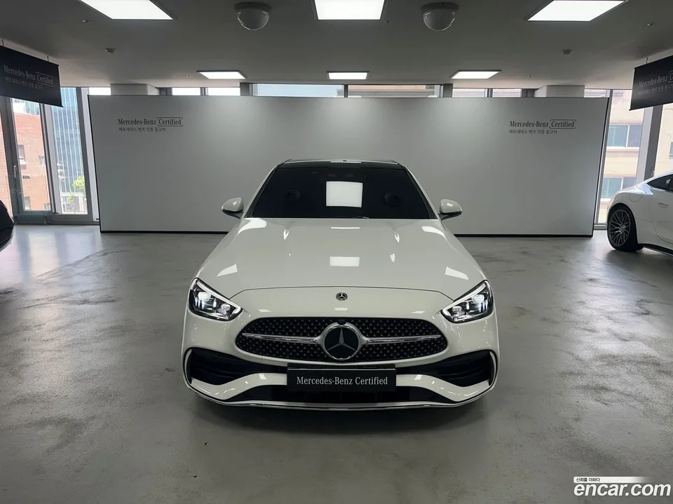 Mercedes-Benz C-Class C300 4MATIC 2022 — thumbnail 3