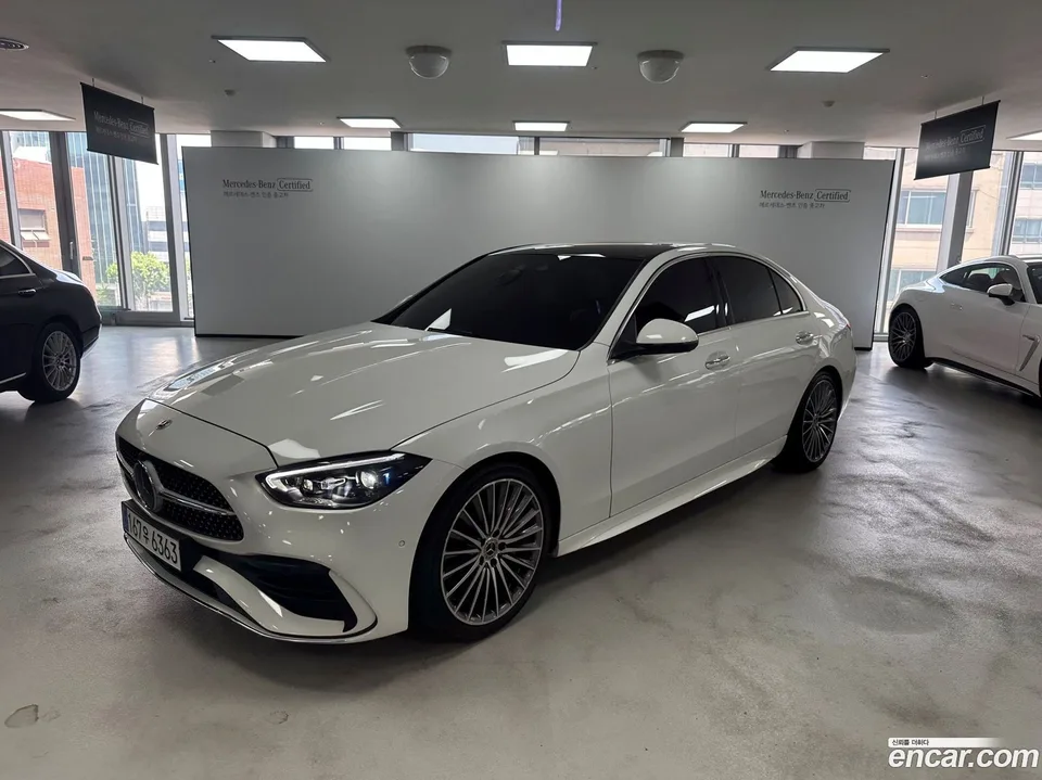 Mercedes-Benz C-Class C300 4MATIC 2022 — photo 1, buy with delivery to Moscow