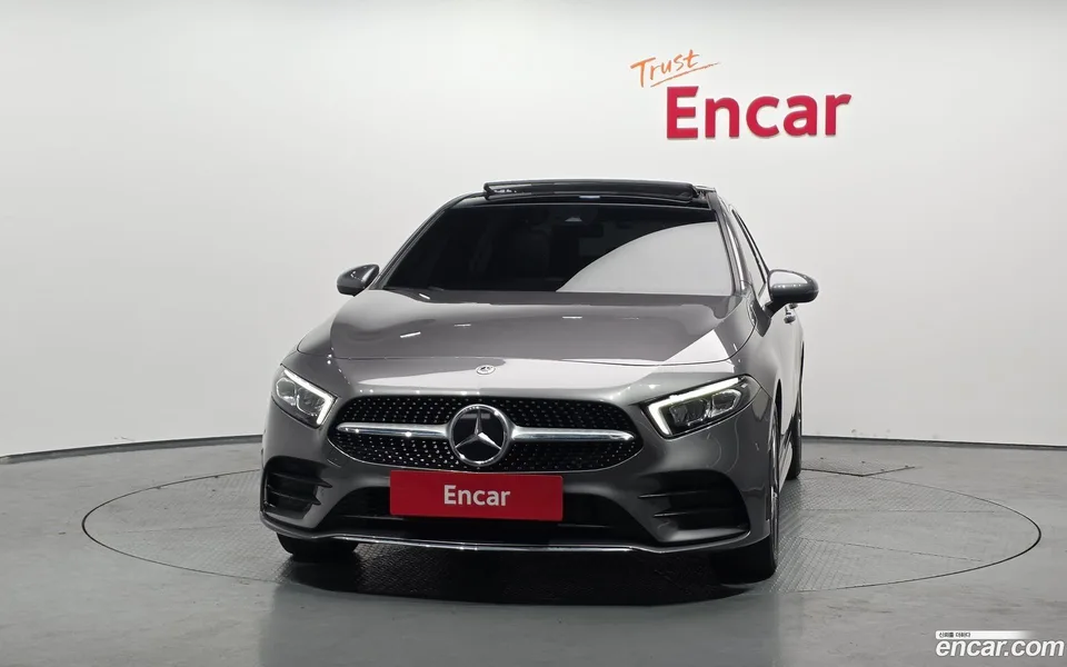 Mercedes-Benz A-Class A250 4MATIC 2023 — thumbnail 3